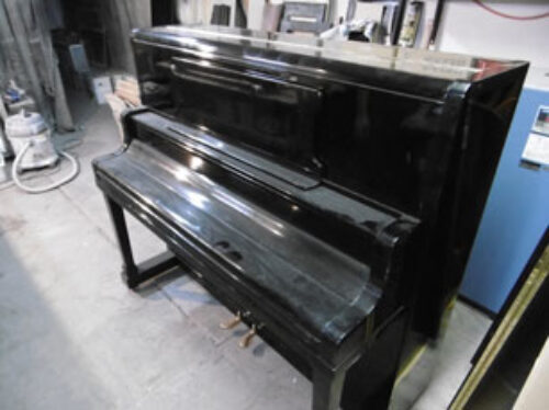 アップライトピアノ　全塗装２０１４年